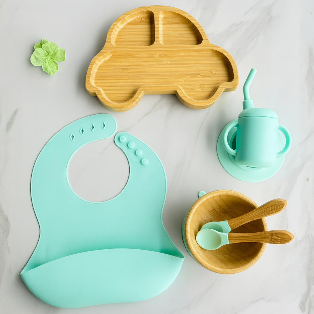 Set Completo: Plato, bowl, cubiertos, babero y vasito antiderrame o de bambú