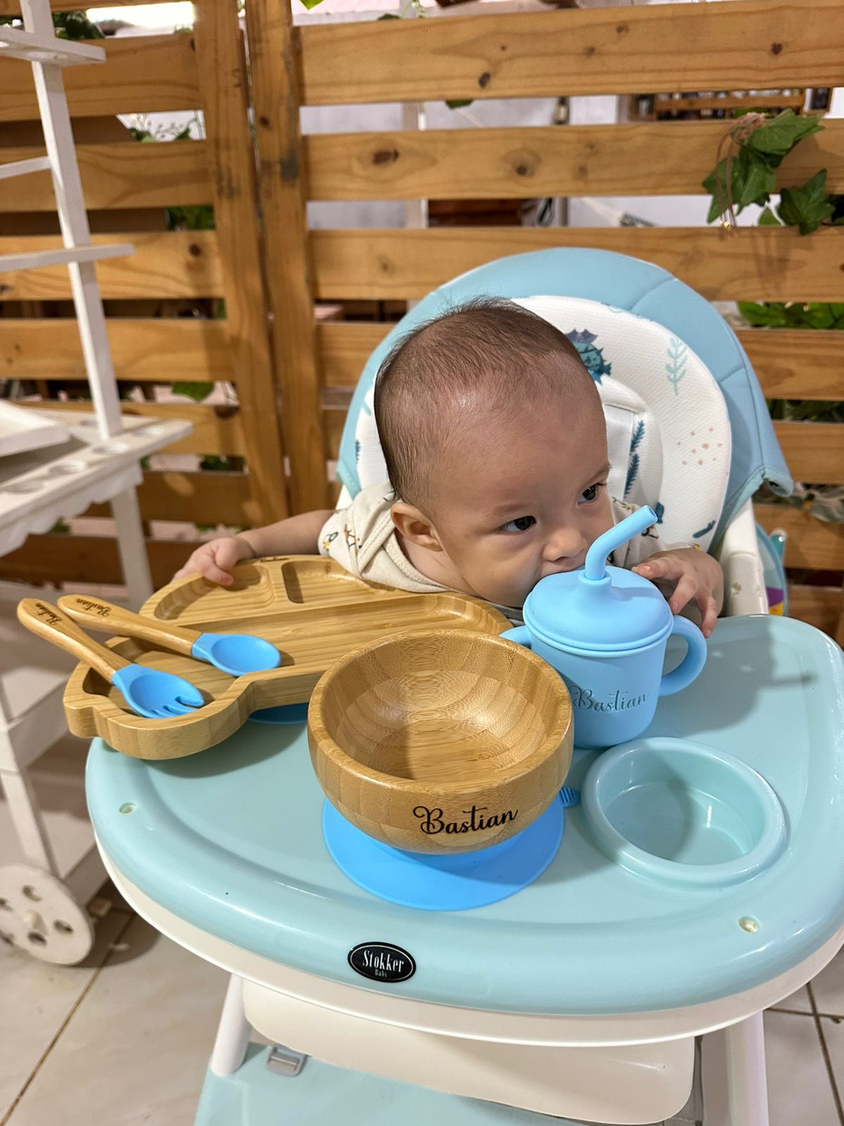 Super Set: Plato, cubiertos, bowl y vasito antiderrame